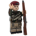 Britischer Fallschirmjäger mit Ausrüstungsgurt – Custom Minifigur