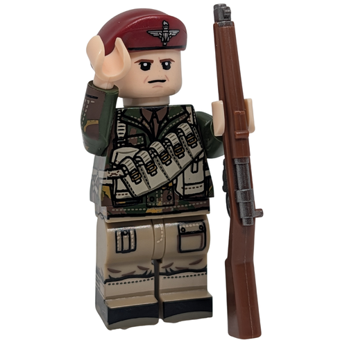 Britischer Fallschirmjäger mit Ausrüstungsgurt – Custom Minifigur