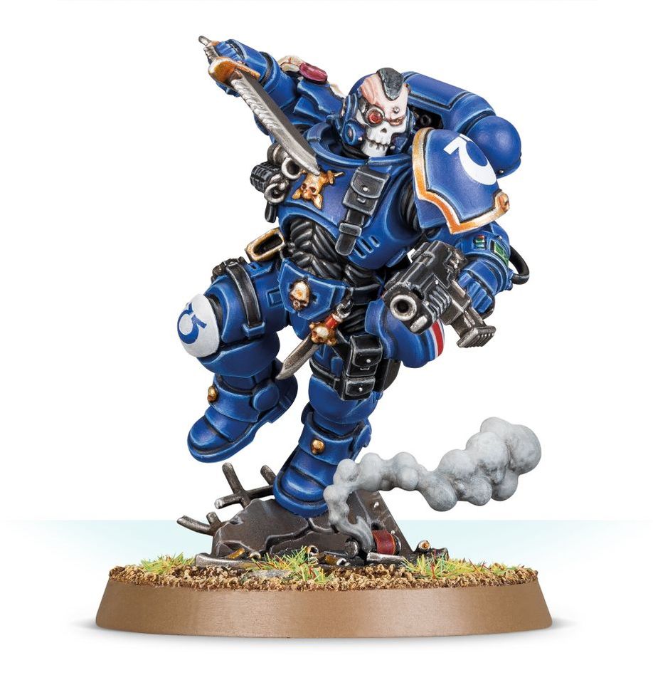 Warhammer 40,000: Space Marines – Primaris Lieutenant in Reiver Armour
