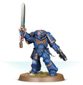 Warhammer 40,000: Space Marines – Primaris Lieutenant with Power Sword