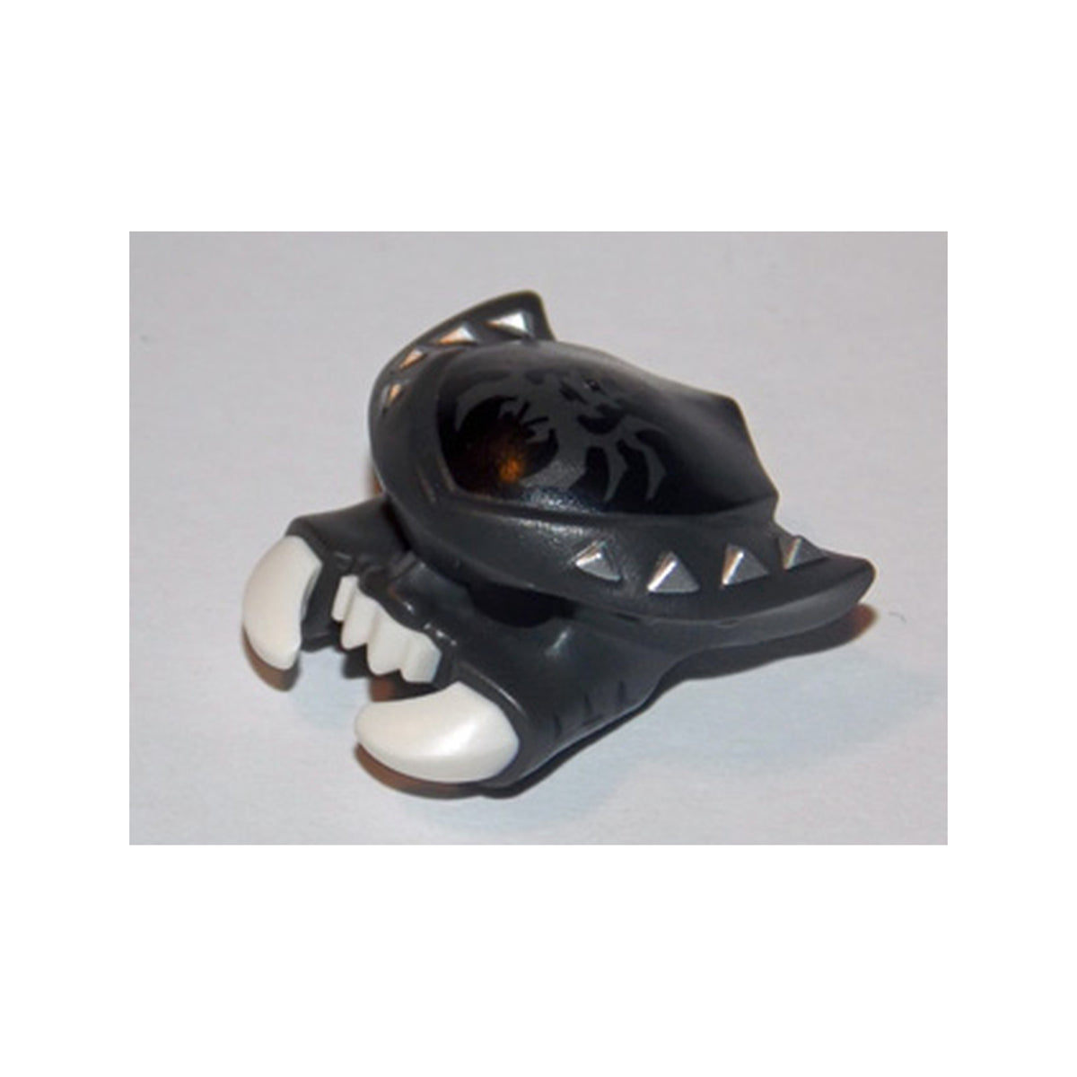 LEGO® Minifigure, Headgear Mask Scorpion with Molded White Fangs and Pincers and Printed Silver Spikes and Black Scorpion Background Pattern 15475pb01 perldunkelgrau