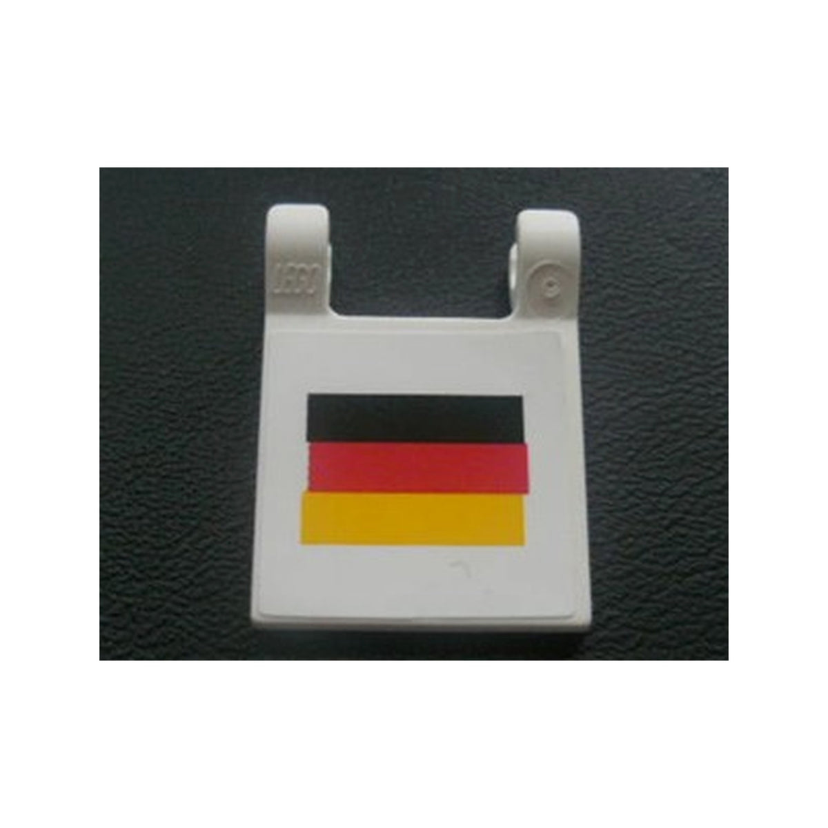 LEGO® Flag 2 x 2 Square with Flat Edge with German Flag Pattern (Sticker) - Set 8672 2335pb022 weiss