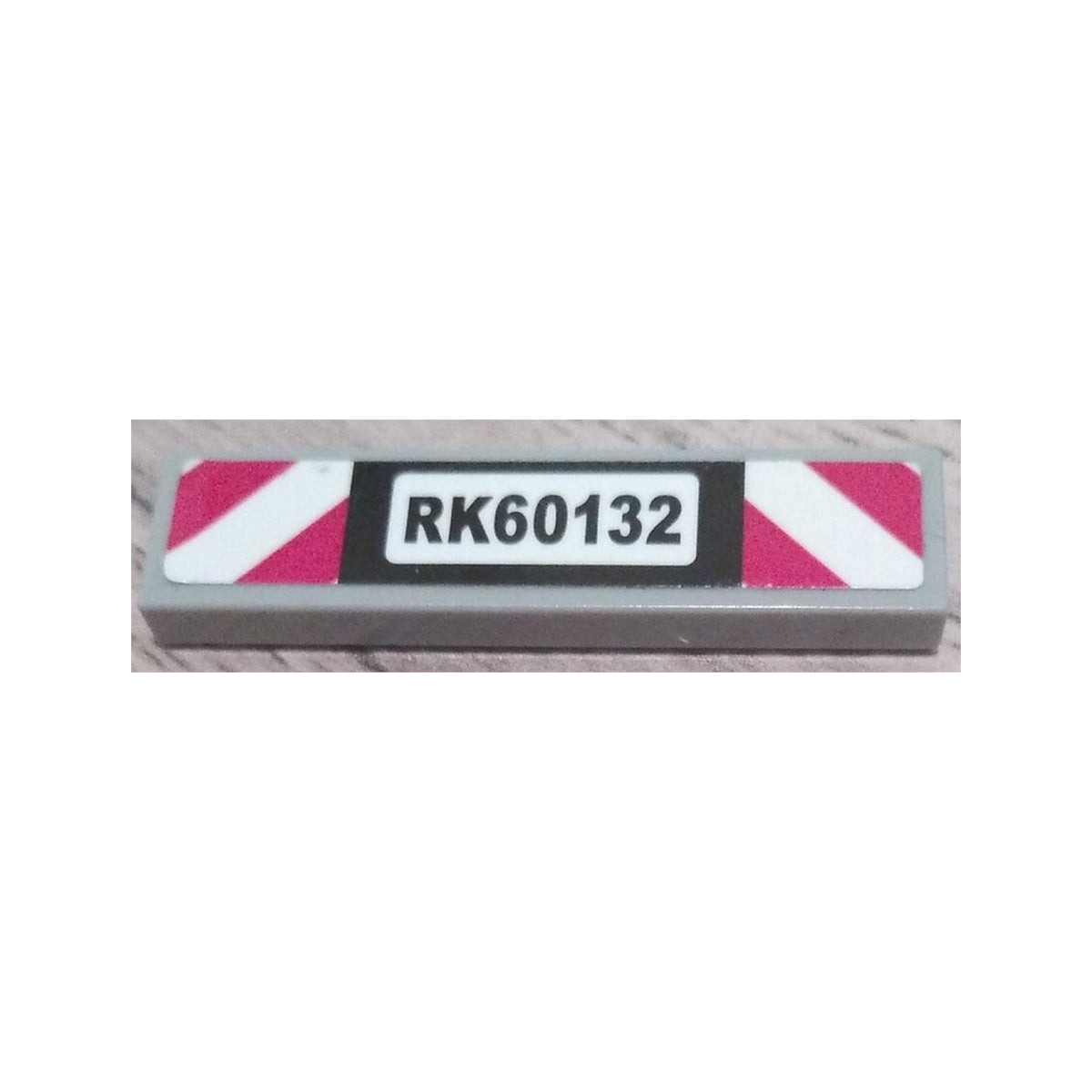 LEGO® Tile 1 x 4 with 'RK60132' and Red and White Danger Stripes Pattern (Sticker) - Set 60132 2431pb0803 hellgrau