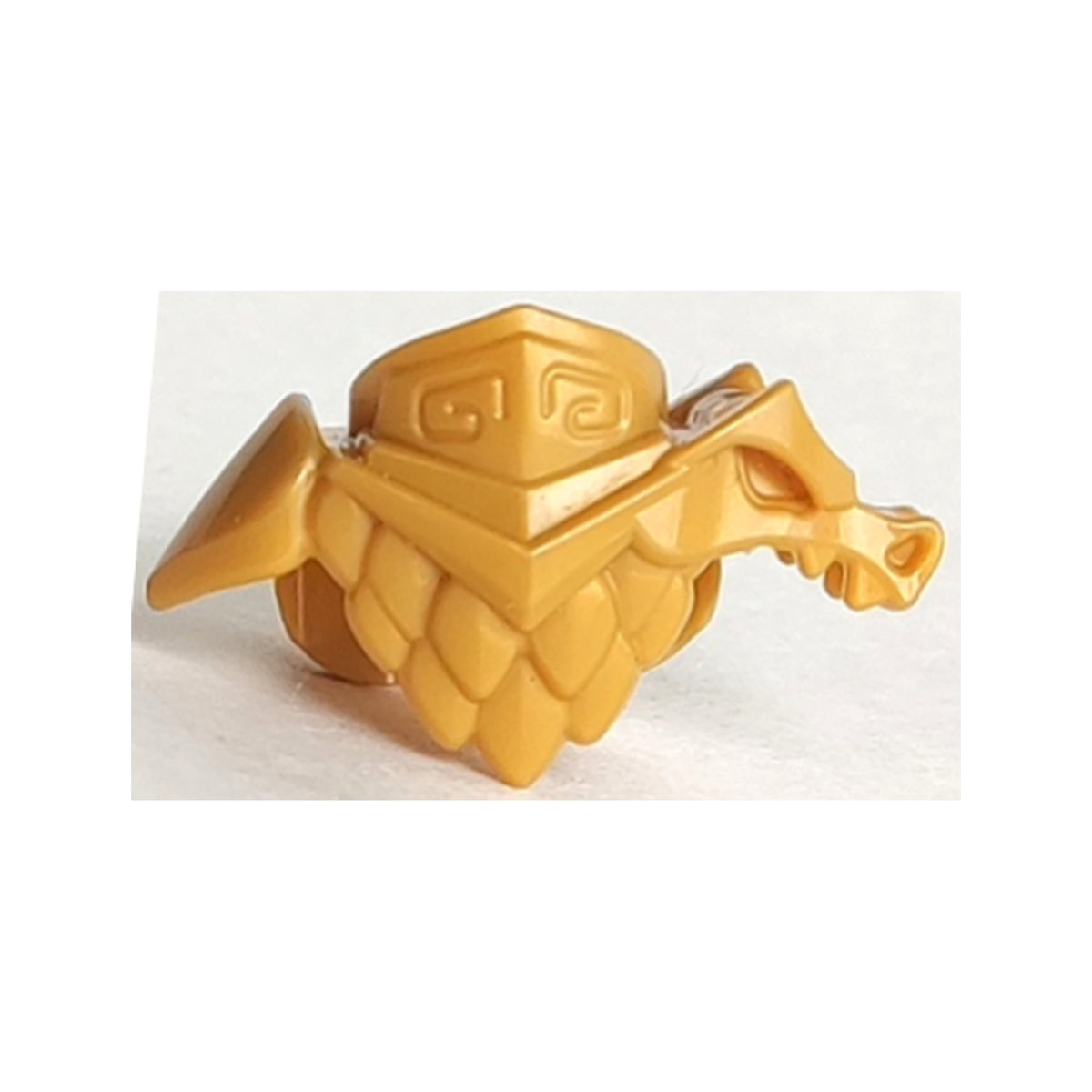 LEGO® Minifigure Armor Breastplate with Shoulder Pads Dragon, Chest Feathers and 2 Studs on Back 36019 perlgold
