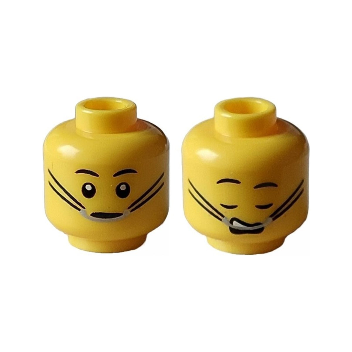 LEGO® Minifigure, Head Dual Sided Black Eyebrows, Silver Braces with Black Straps, Open Eyes and Closed Mouth / Closed Eyes and Open Mouth (Sleeping) Pattern 3626pb3448 gelb