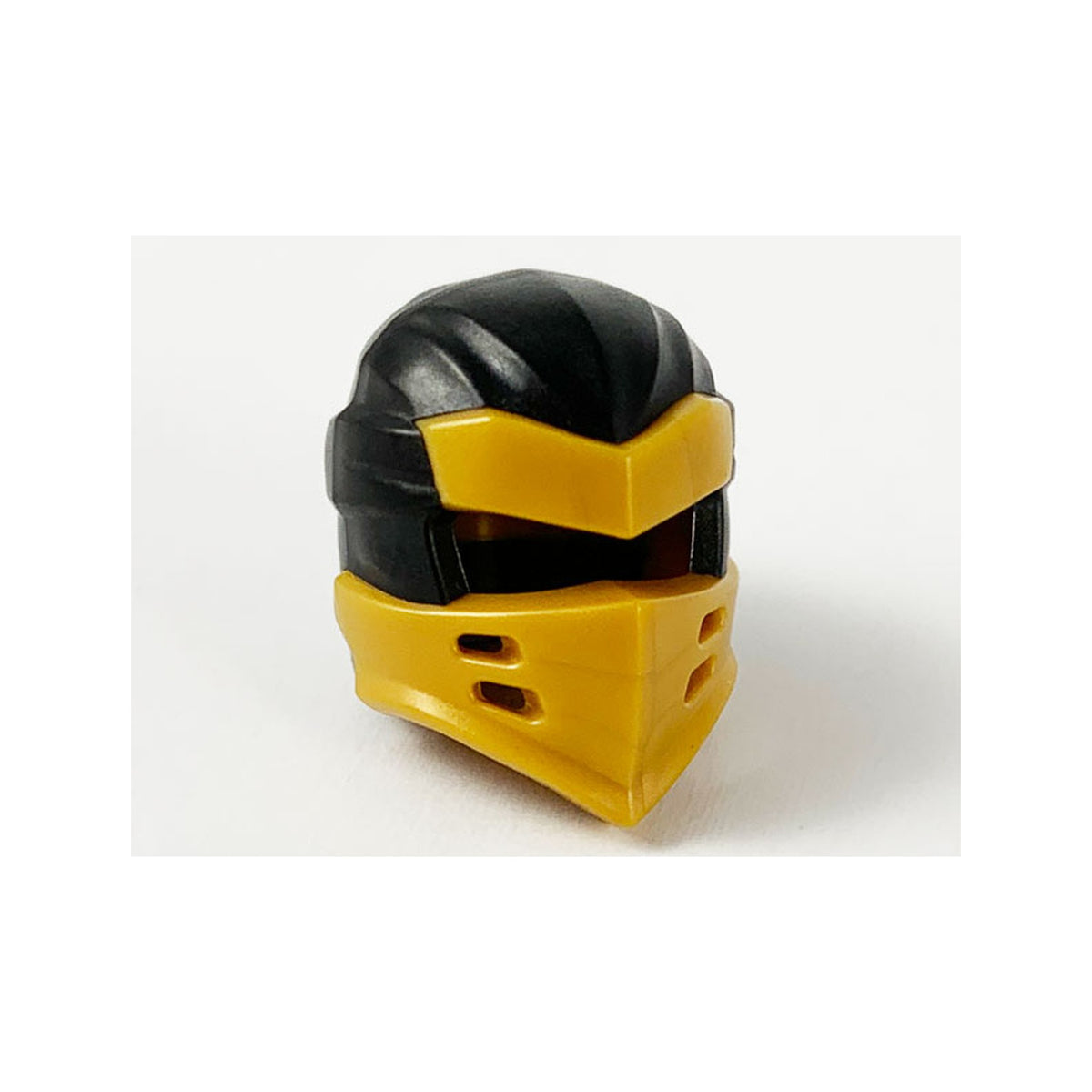 LEGO® Minifigure, Headgear Ninjago Wrap Type 7 with 4 Slits on Front with Molded Pearl Gold Armor Pattern 66953pb04 schwarz