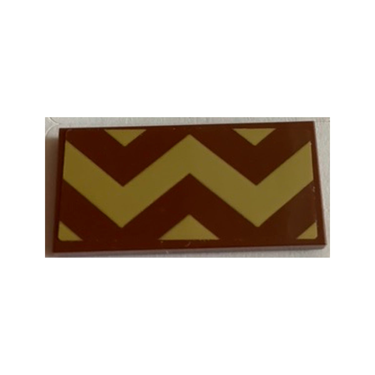 LEGO® Tile 2 x 4 with Gold Zigzag Stripes with Small Corner Triangles Pattern (Sticker) - Set 41068 87079pb0732 braun