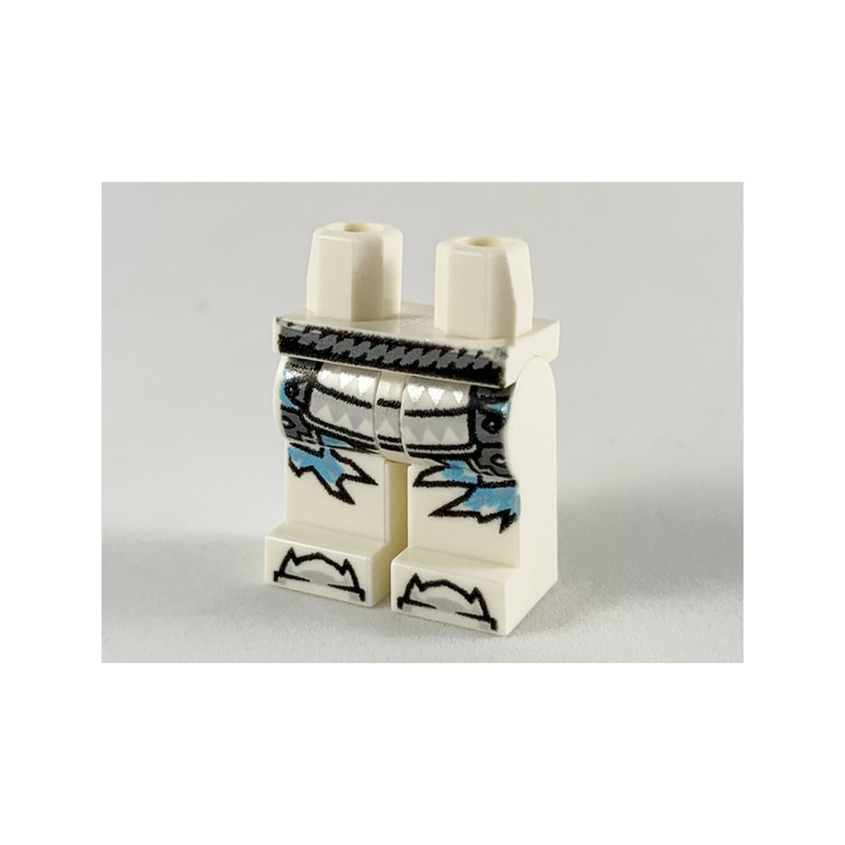 LEGO® Hips and Legs with Silver Belt, Trim, Toes and Medium Azure Icicles Pattern 970c00pb0988 weiss