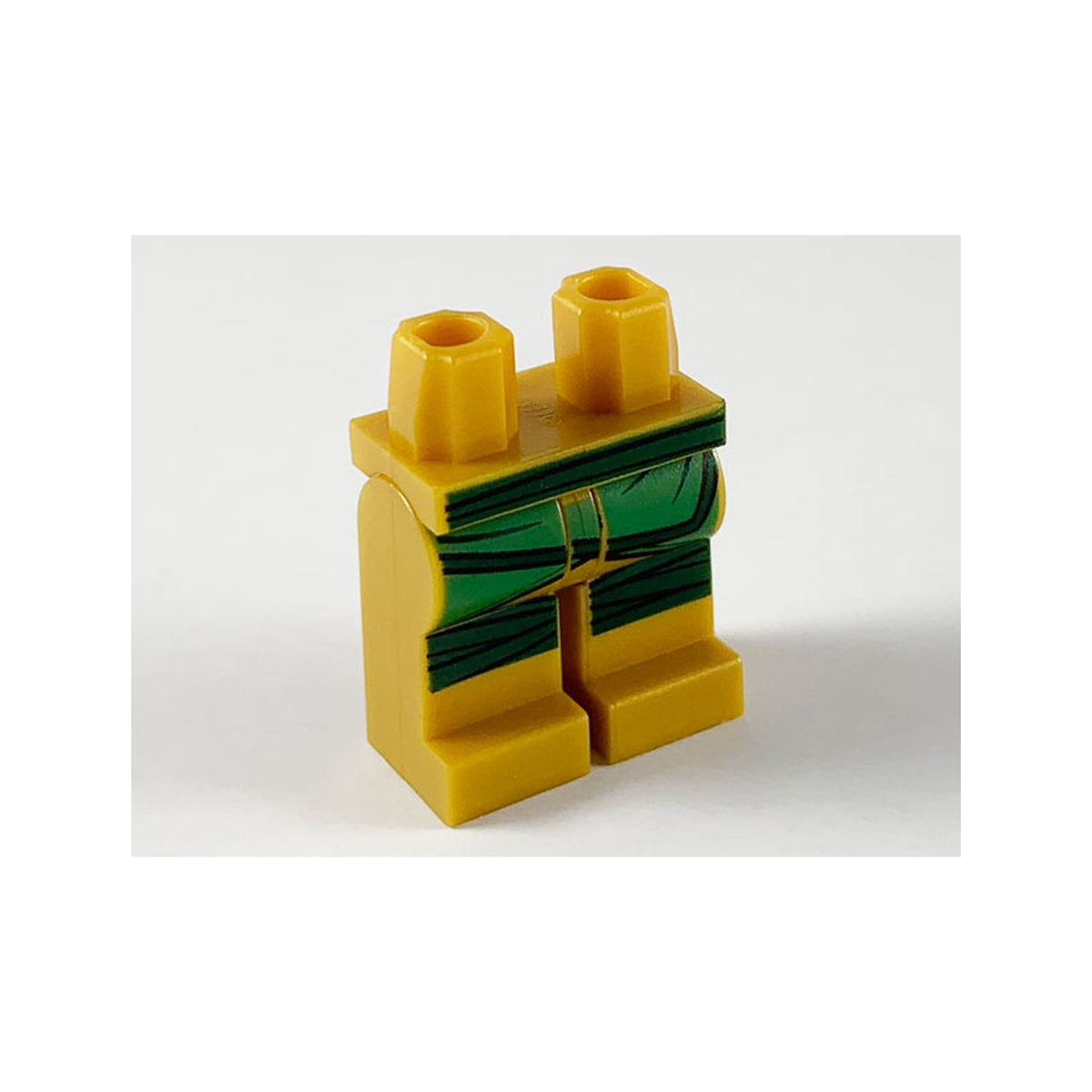 LEGO® Hips and Legs with Dark Green Belt and Knee Wrappings, Green Robe Ends Pattern 970c00pb1070 perlgold