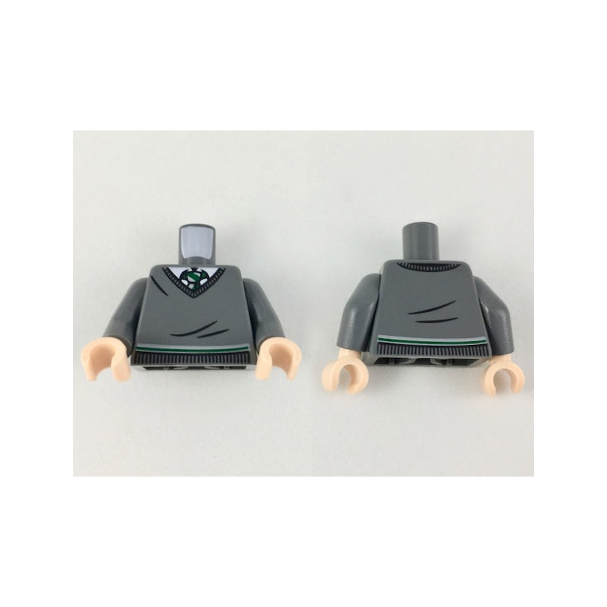 LEGO® Torso V-Neck Sweater, White Collar, Green and White Tie and Waist Trim (Slytherin) Pattern / Dark Bluish Gray Arms / Light Nougat Hands 973pb3193c01 dunkelgrau
