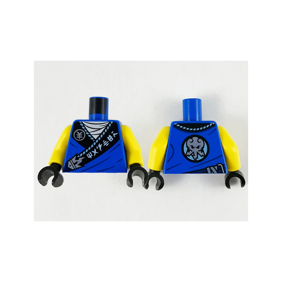 LEGO® Torso Tunic, White Shirt, Wide Black Hems with White Ninjago Logogram 'MASTER' on Hem and Silver Octopus Pattern / Yellow Arms / Black Hands 973pb4173c01 blau
