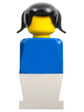 LEGO® Minifigur LEGOLAND Blue Torso, White Legs, Black Pigtails Hair old020 – Gebr.