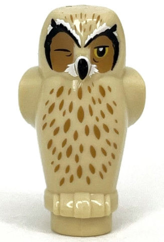LEGO® Minifigur Owl, Angular Features with Black Beak, Yellow Eyes with One Closed, and Medium Nougat Chest Feathers and Forehead Spots Pattern 92084pb05